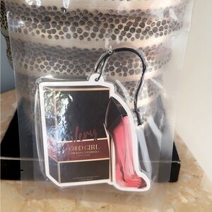 Carolina Herrera Very Good Girl Shoe Air Freshener - Red and Black